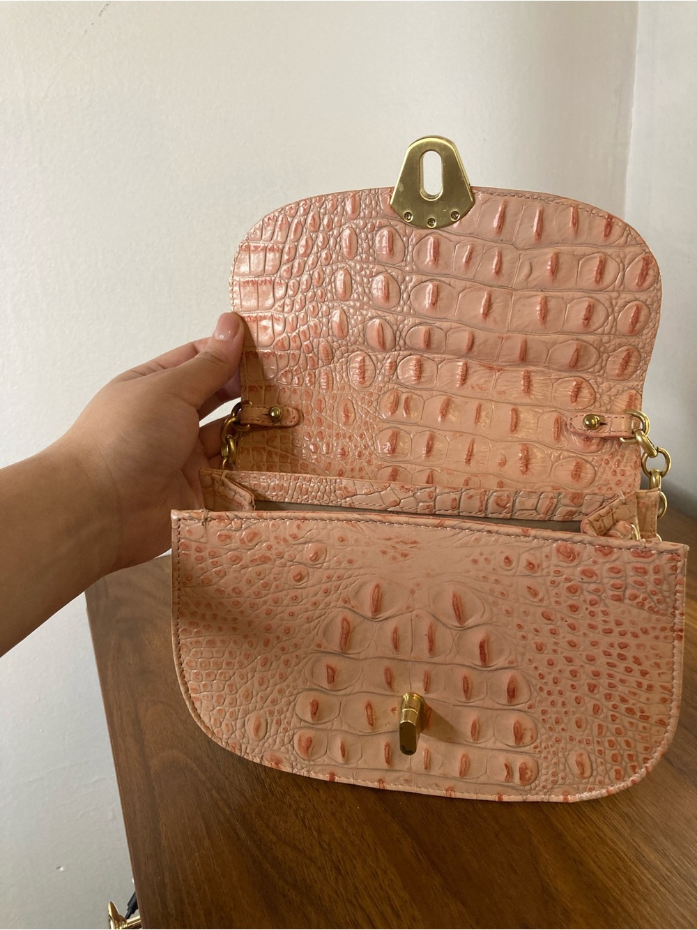 BRAHMIN Portia Pink Peach Croc Embossed Leather Flap Crossbody Bag Chain Strap - Picture 7 of 8